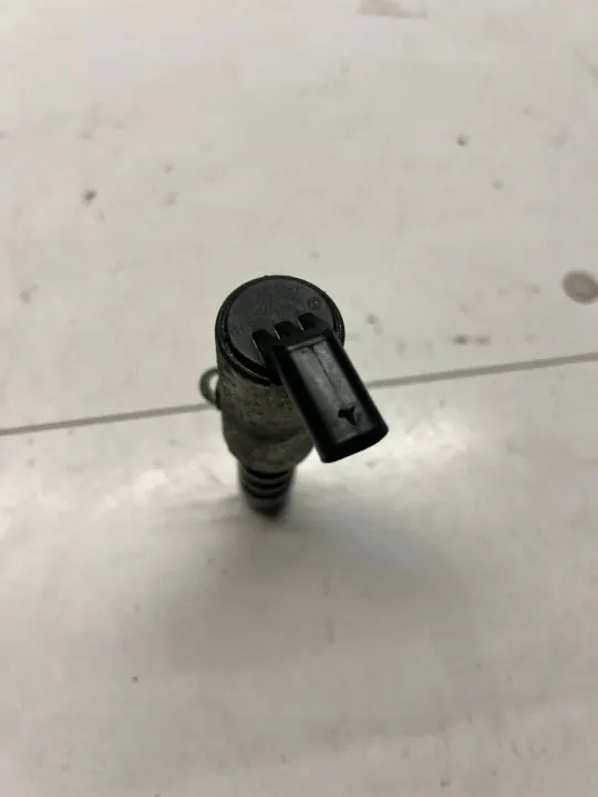 Nockenwellenphasenventil OEM 06E109257L für Audi A6 C6 image 2
