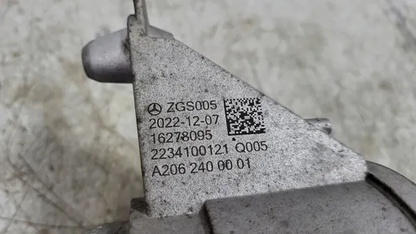 Suporte Motor Esquerdo Mercedes OEM A2062400001 image 4