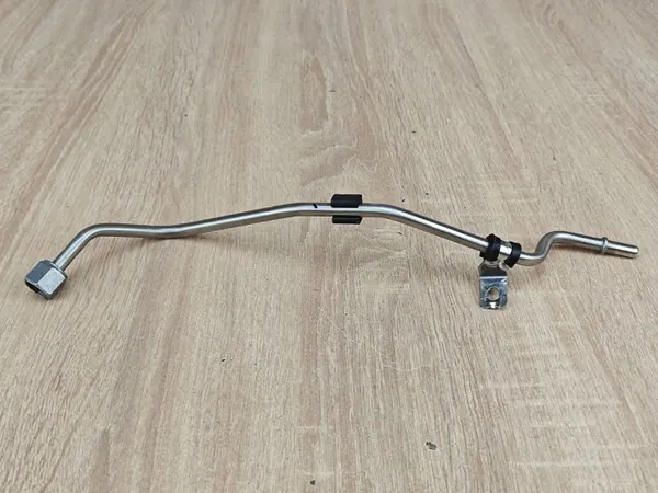 Polttoainepumpun Putki OEM 9452385 BMW 530i G30 image 2