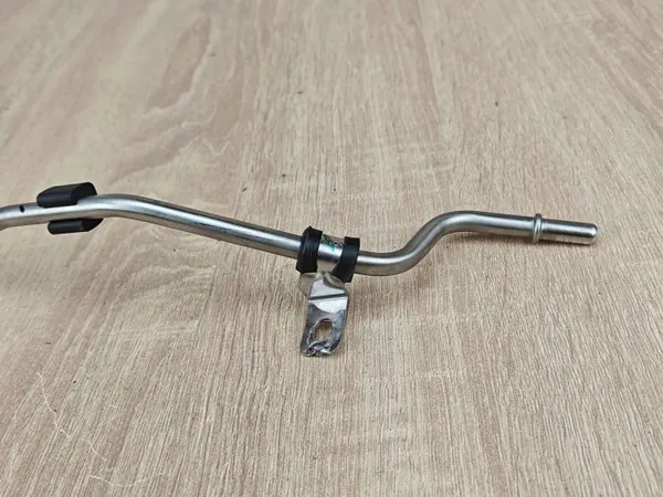 Polttoainepumpun Putki OEM 9452385 BMW 530i G30 image 3