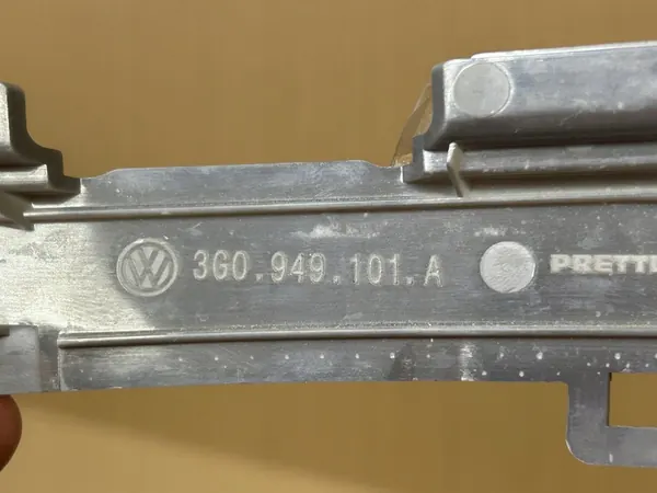 Indicador de espelho esquerdo VW Passat B8 image 7