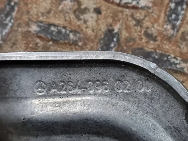 Peça motor Mercedes-Benz OEM A2640960300 Usada image 5