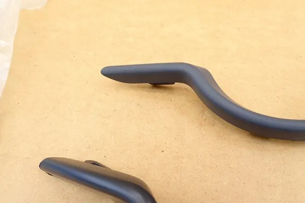Dodge Journey Crossroad Halogeeni Grillikehys RH 68223778AA image 5
