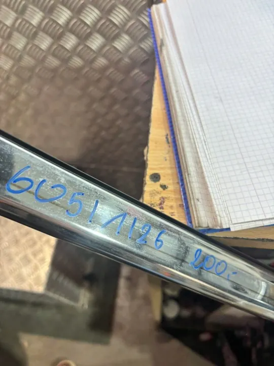 OEM 738528481R Oikea Kattohela Renault Espace V:lle image 4