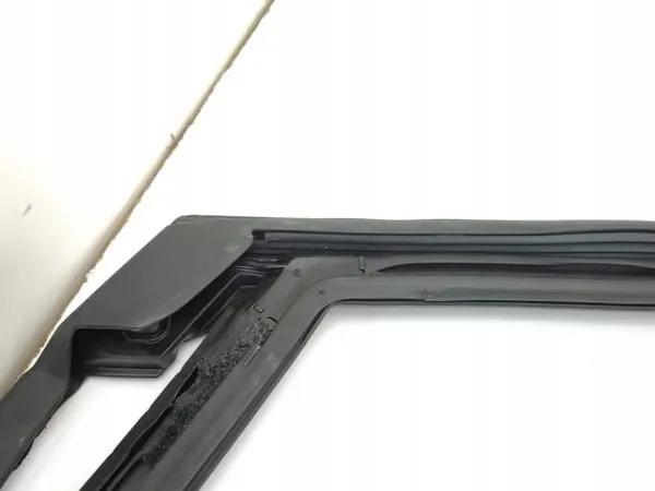 Fönsterpackning vänster bakdörr Ford Kuga III 2022 OEM AMD174477 image 7