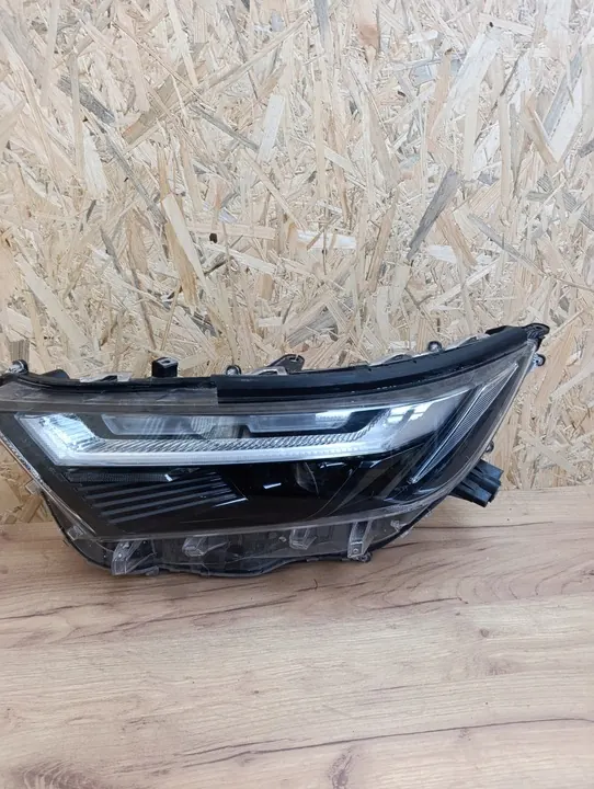 Farol Esquerdo Toyota RAV4 2019-2024 Full LED OEM image 1