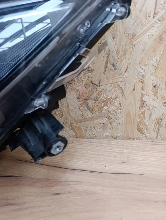 Farol Esquerdo Toyota RAV4 2019-2024 Full LED OEM image 2