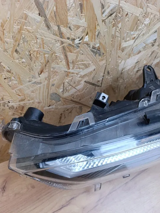 Farol Esquerdo Toyota RAV4 2019-2024 Full LED OEM image 5