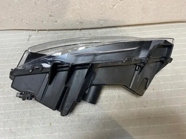 Tesla Model 3/Y DRL LED direito OEM 1507933-10-C image 9