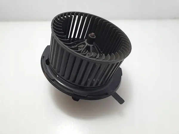 VW GOLF VI 2011 A3 8P Lämmitin Tuulettimen Vastus Täydellinen image 3