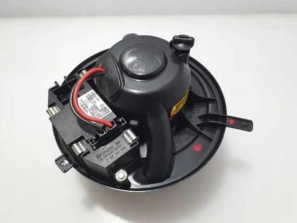 VW GOLF VI 2011 A3 8P Lämmitin Tuulettimen Vastus Täydellinen image 4