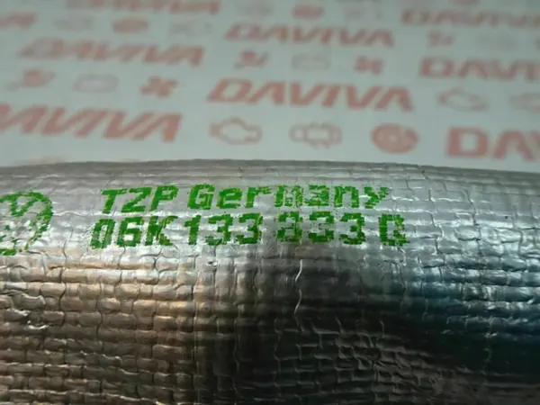 Skoda OE Turbo-Ölleitung OEM 06K145778E - Gebraucht image 9