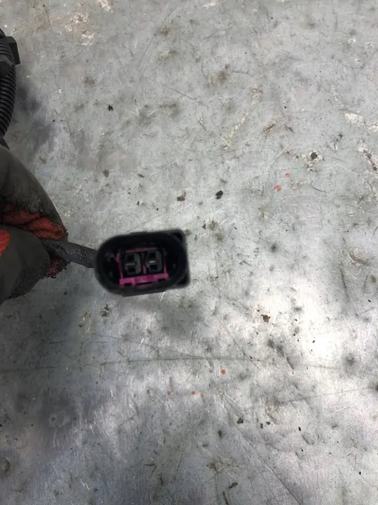 TUBE ADBLUE AUDI Q5 LIFT 8R0131984AG image 3