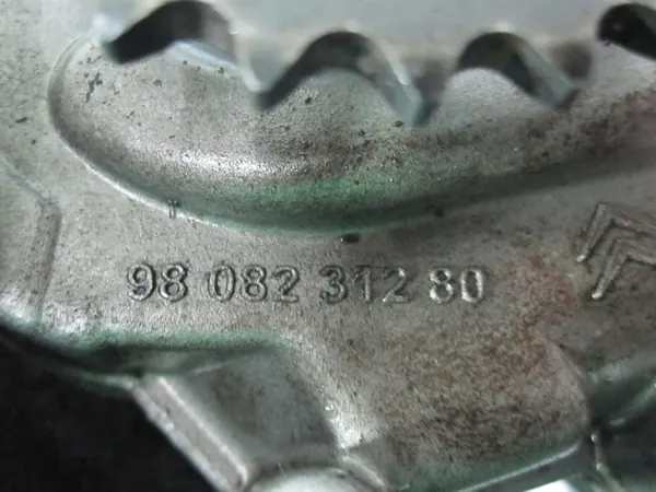 Oliepomp OEM 9808231280 voor Peugeot 208 1.2 VTI image 3