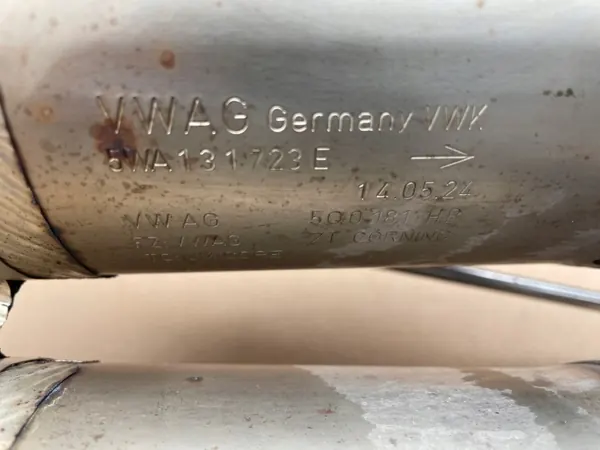 VW Audi Skoda 2.0 TFSI DPF Katalysaattori OEM 5WA131701 image 7