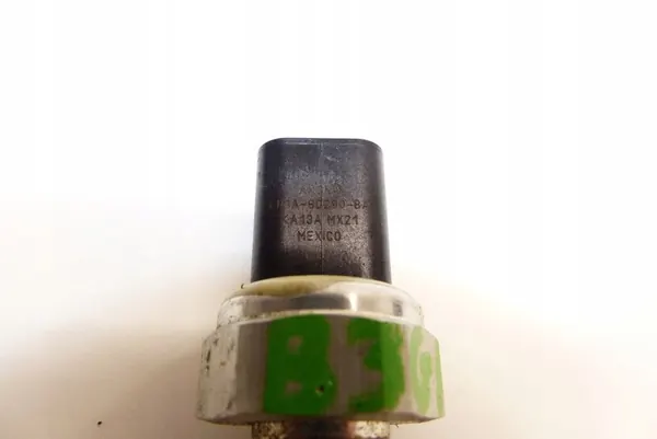 Sensor de presión de aceite FORD TRANSIT CONNECT FIESTA MK8 1.0 ECOBOOST image 2