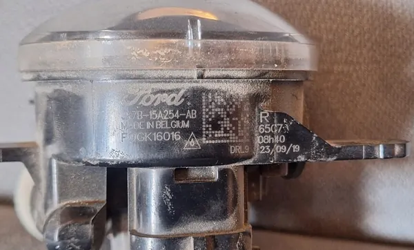 FORD FOCUS KUGA MONDEO PUMA FAROL HALÓGENO DIREITO FRENTE JX7B-15A254-AB image 2