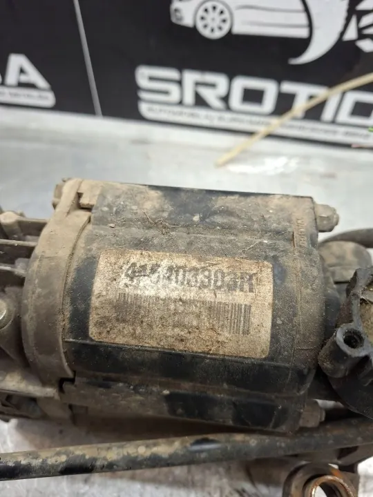 Mercedes-Benz bakluftfjädringskompressor OEM 415403303 image 4