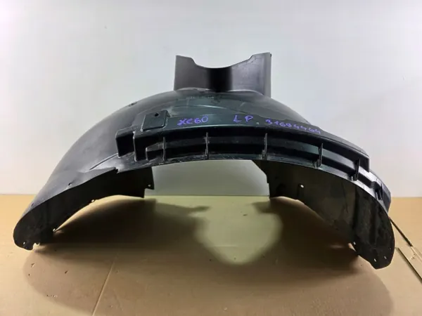 Para-lamas dianteiro esquerdo Volvo XC60 II Lift OEM 31694464 image 4