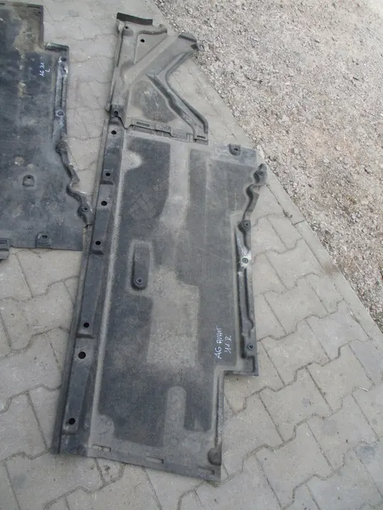 AUDI A6 C7 2011- Undersköld Vänster image 2