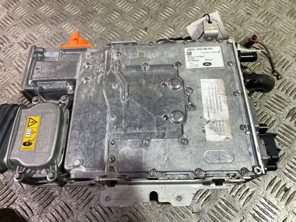Jaguar I-Pace 2020 Invertteri OEM J9D314G138AH image 8