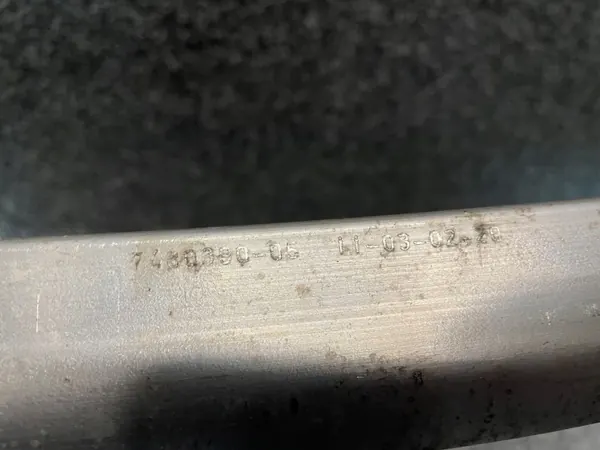 OEM BELKA WZMOCNIENIE Voorbumper Onderligger BMW 1 F40 image 4