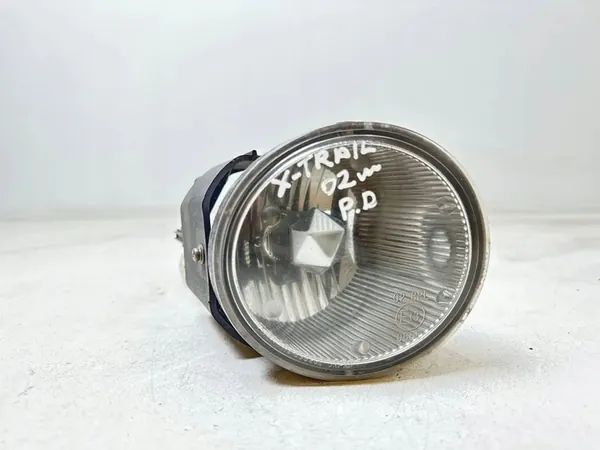 2002 Nissan X-Trail T30 Farol de Neblina Frontal 02BPLE130655 image 1