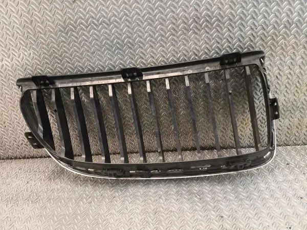 BMW 3 E90/E91 Tuuletusritilä OEM 7120007 image 3