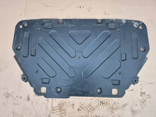 Protection Inférieure Moteur Mercedes-Benz CLA X118 2021 A2473431700 image 2