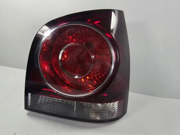 Luz Trasera Derecha Volkswagen Polo 6Q6945258F image 2