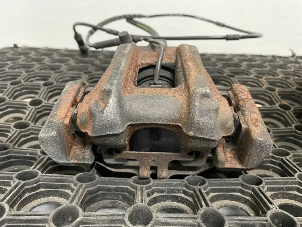 BMW OE Bremszangen & Scheiben Set OEM 6850643 image 5