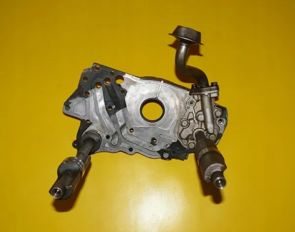 Pompe à huile OEM 552267 pour Mitsubishi Outlander I 2.0 image 5