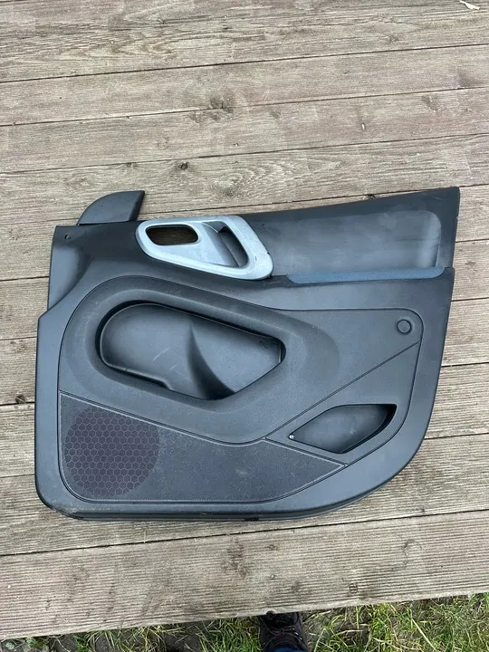 CITROEN BERLINGO III Front Right Door Panel image 1