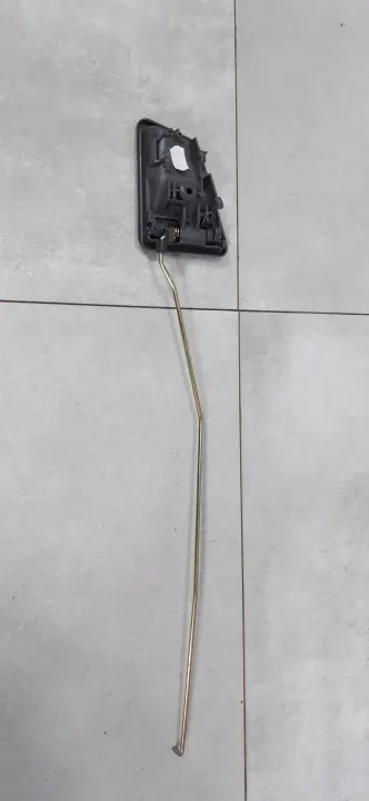 Maçaneta Porta Esquerda Suzuki Swift SE416 OEM 83130-85CA0-T01 image 3