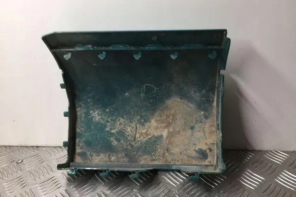 Angolo Destro Paraurti Posteriore VW TRANSPORTER V (T5) MINIBUS image 2