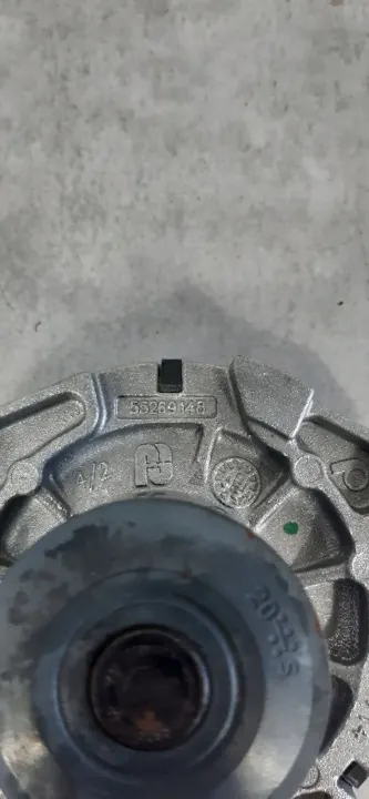 Pompe à eau OEM 55269148 pour Jeep Renegade 14- image 4