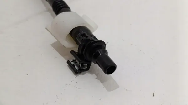 Flexible Audi OE OEM 80A955667 - État Utilisé image 4