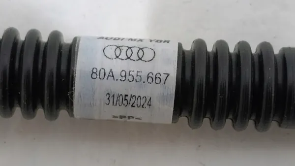 Flexible Audi OE OEM 80A955667 - État Utilisé image 5