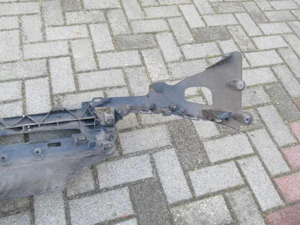 Renforcement de pare-chocs avant Ford Focus MK3 2010-2015 image 3