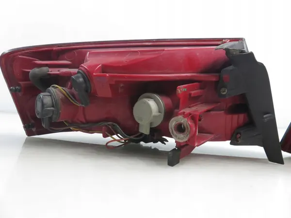 Lámpara trasera izquierda Audi A5 8T Coupe image 6