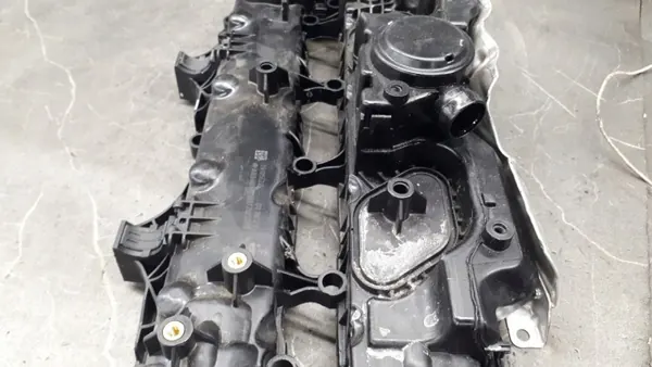 Couvercle de soupapes Mercedes A6540167100 OEM Occasion image 3