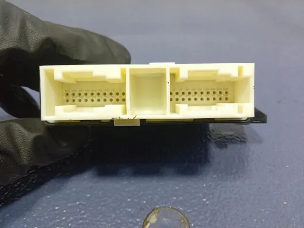 Module PDC Mercedes Classe B W246 OEM A2469000005 image 3
