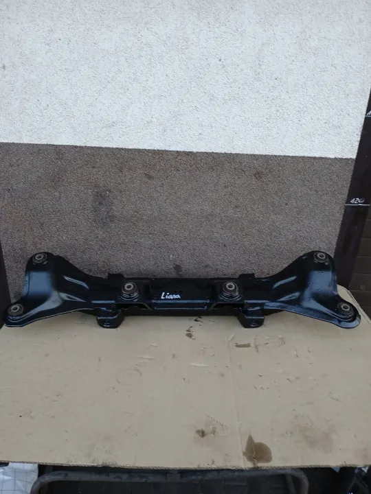 SANKI ŁAWA BELKA TYŁ OEM - Achterbalkophanging Suzuki Liana image 2