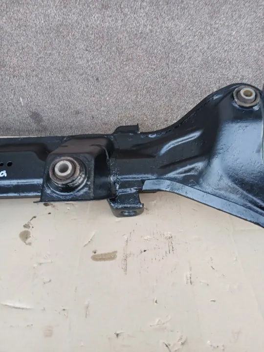 SANKI ŁAWA BELKA TYŁ OEM - Achterbalkophanging Suzuki Liana image 6