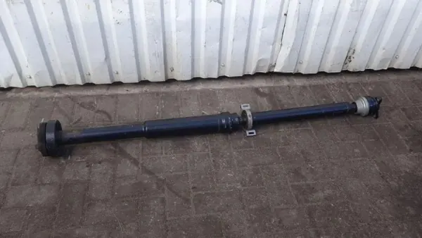 Mercedes GLC W253 Vetoakseli OEM A2534101101 image 2