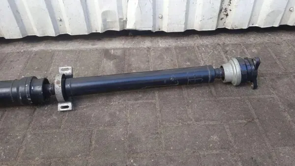 Mercedes GLC W253 Vetoakseli OEM A2534101101 image 4
