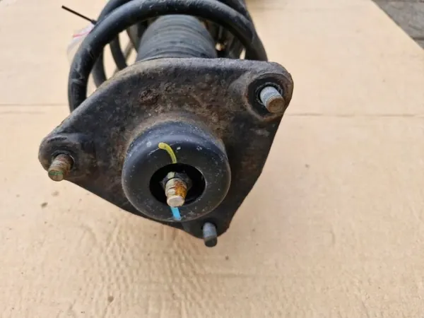 OEM 1 Höger Framfjädring för Hyundai Veloster 1.6 GDI image 4