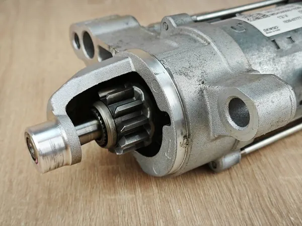 Motor de arranque Audi A5 F5 A4 B9 2.0 TFSI 06L911024 image 2