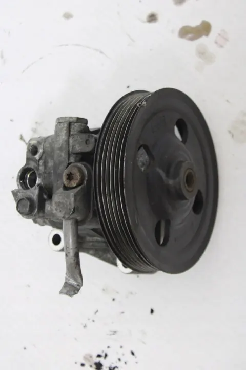 Styrpump Land Rover Freelander II 2.2 D OEM 6G91-3A696-EF image 2