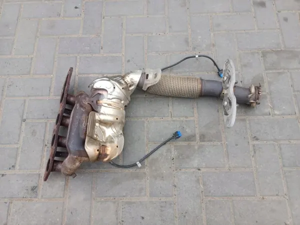 Ford Kuga MK3 Hybridkatalysator OEM 2017808X image 2